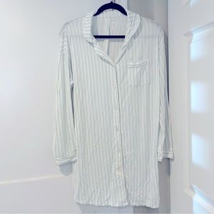 Stars Above long sleeve button gown nightgown in light blue stripe size M